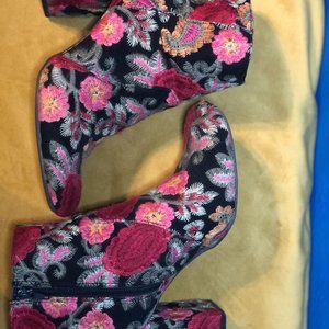 Mia Vail Embroidered Floral Booties